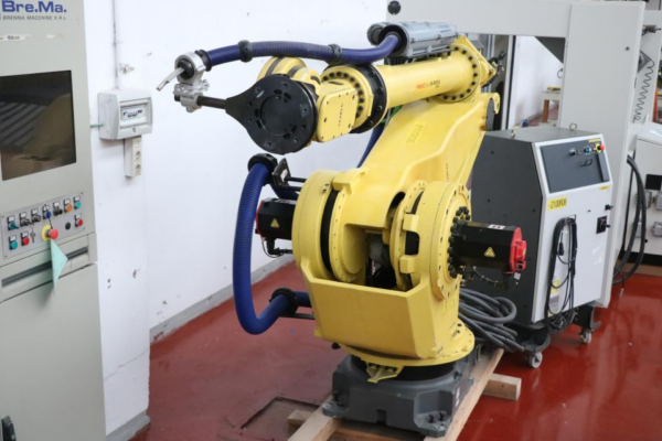 ROBOT CARGA-DESCARGA FANUC M-900IA/260L